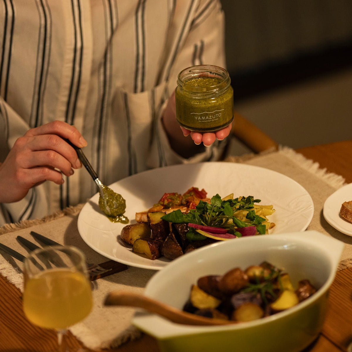 RUCOLA AND WALNUT SAUCE